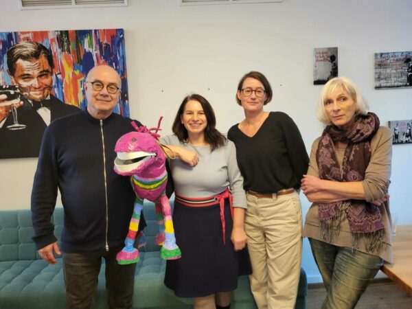 Das Leitungs-Team des Internationalen Trickfilm-Festival Stuttgart 2023 von links nach rechts: Uwe Schmitz-Gieldsorf, Annegret Richter, Marlene Wagener und Andrea Bauer